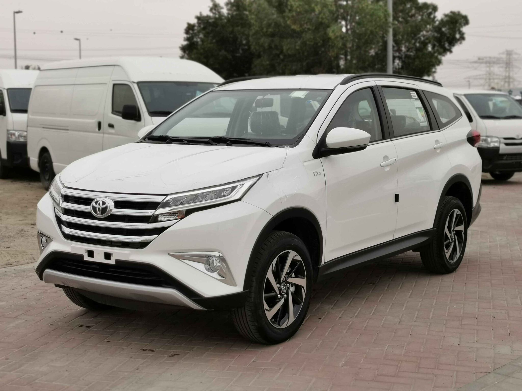 People Carrier – 7-Seater SUV